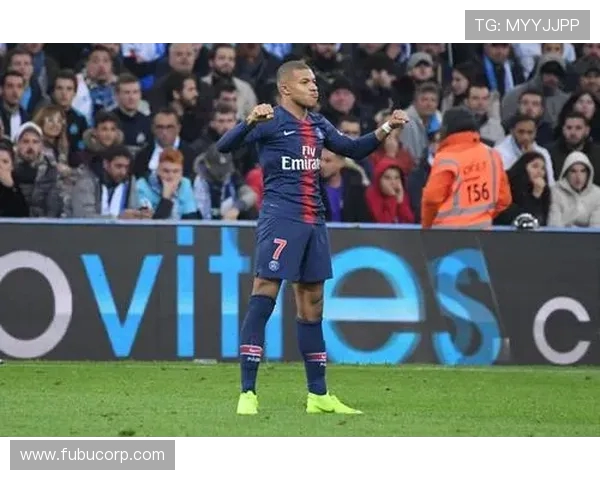 法甲-内马尔染红姆巴佩绝杀 巴黎2-1胜斯特拉斯堡